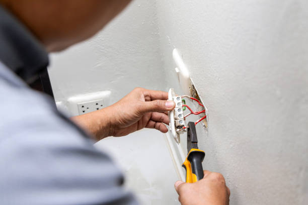 Best Local Electrician Companies  in Madison, NC